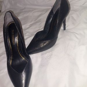 Shoes, heels